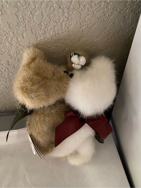 Vintage Boyds Bears Plush Mistle & Taux Kissing Bear Couple 99836V Mistletoe